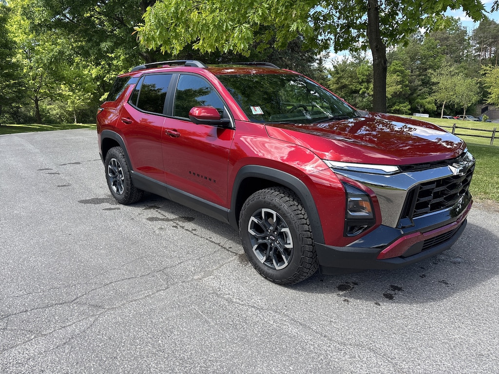 Used 2025 Chevrolet Equinox Activ SUV