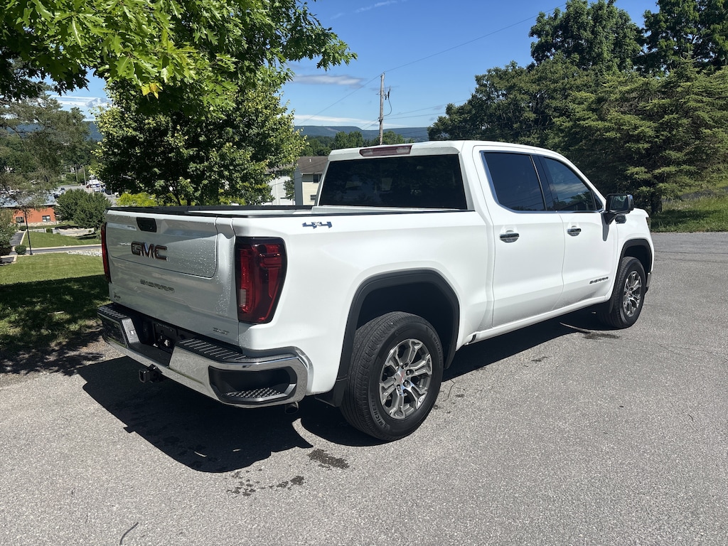 Used 2025 GMC Sierra 1500 SLT Truck Crew Cab