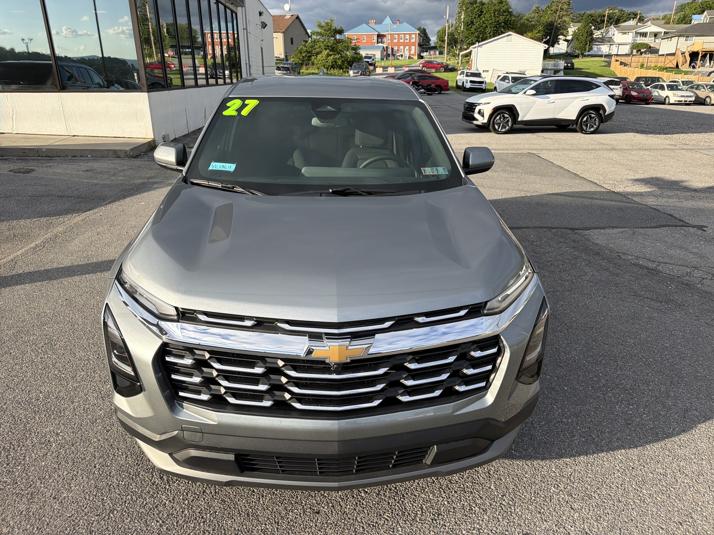 2027 Chevrolet Equinox LT - Photo 10