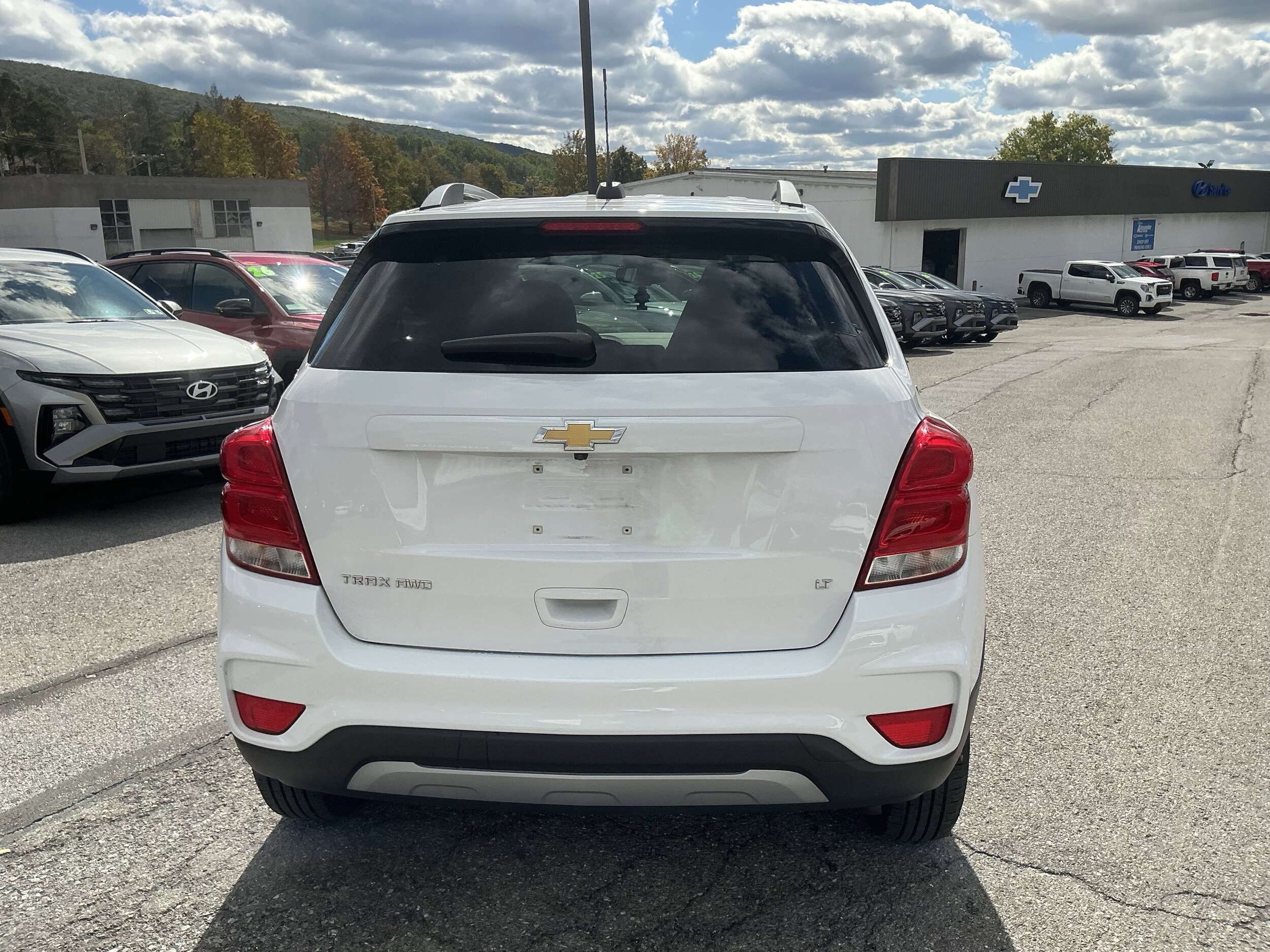 2020 Chevrolet Trax LT photo 3
