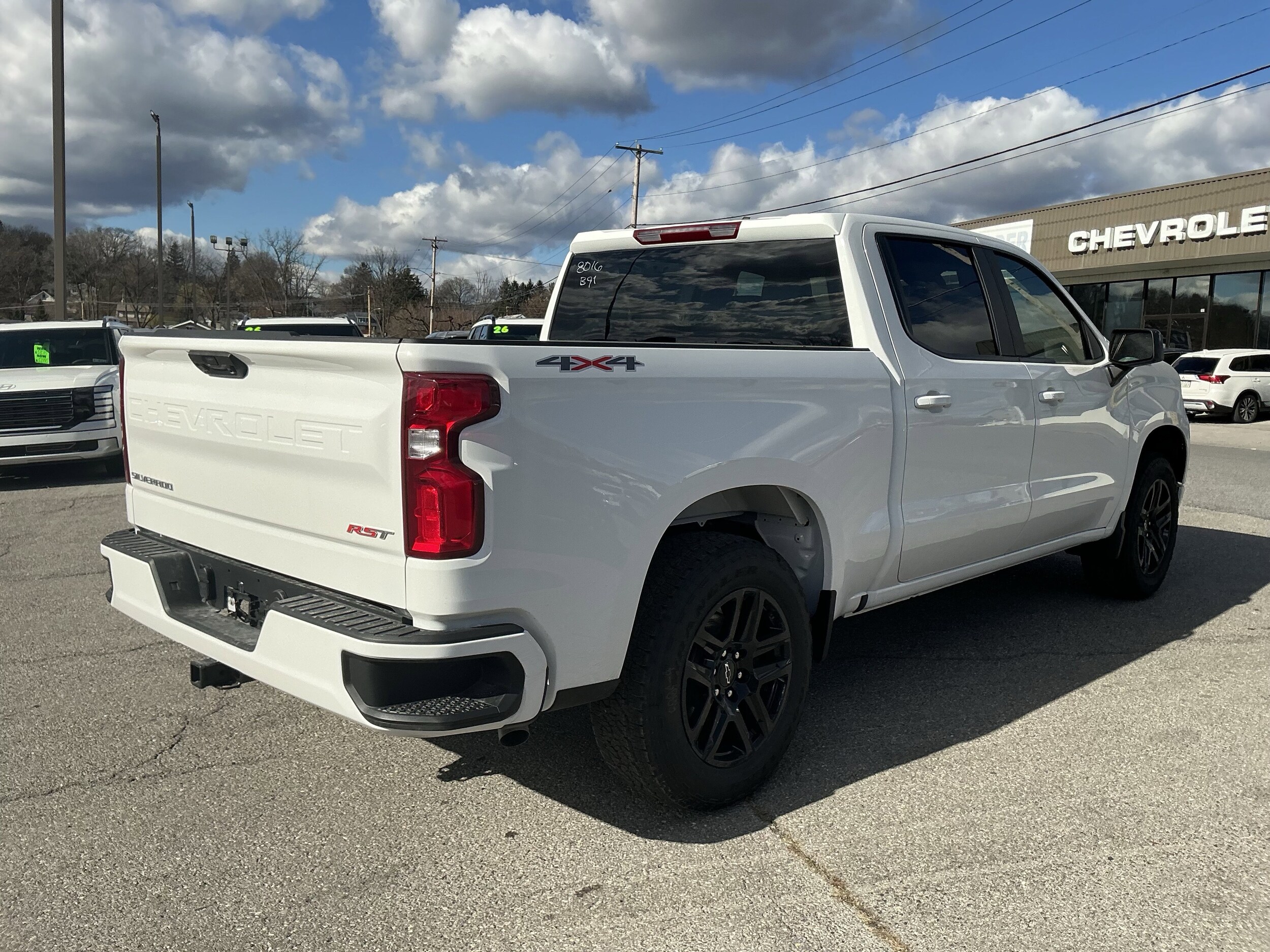2026 Chevrolet Silverado 1500 RST photo 2