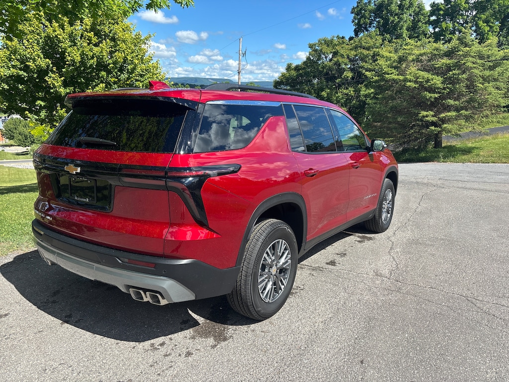 New 2026 Chevrolet Traverse LT SUV