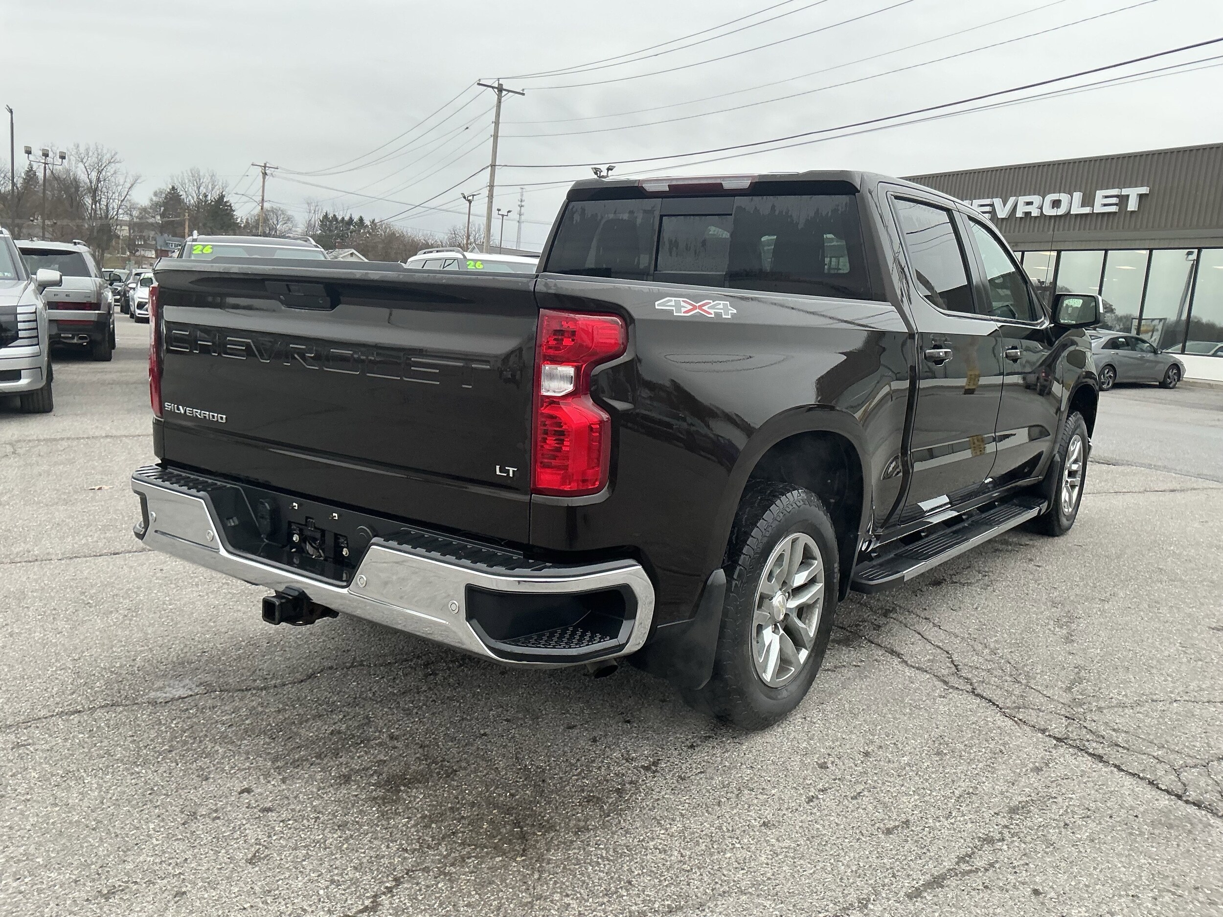 2019 Chevrolet Silverado 1500 LT photo 3