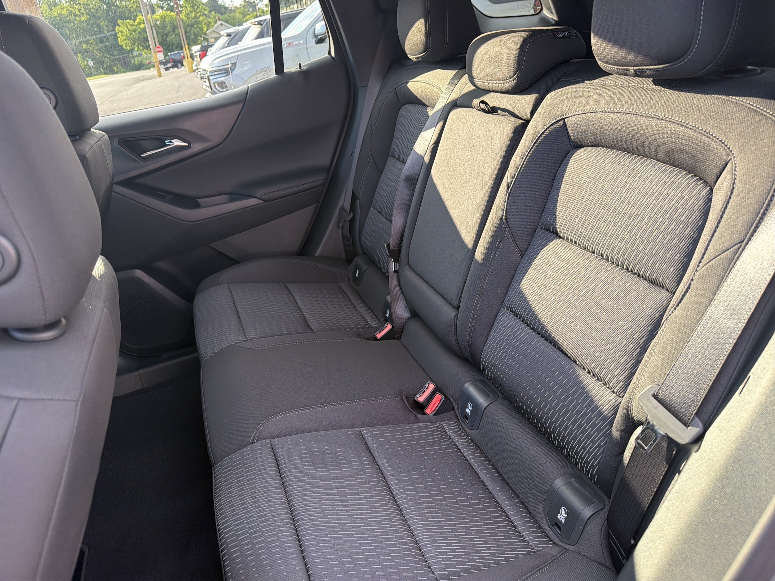 2027 Chevrolet Equinox LT - Photo 18