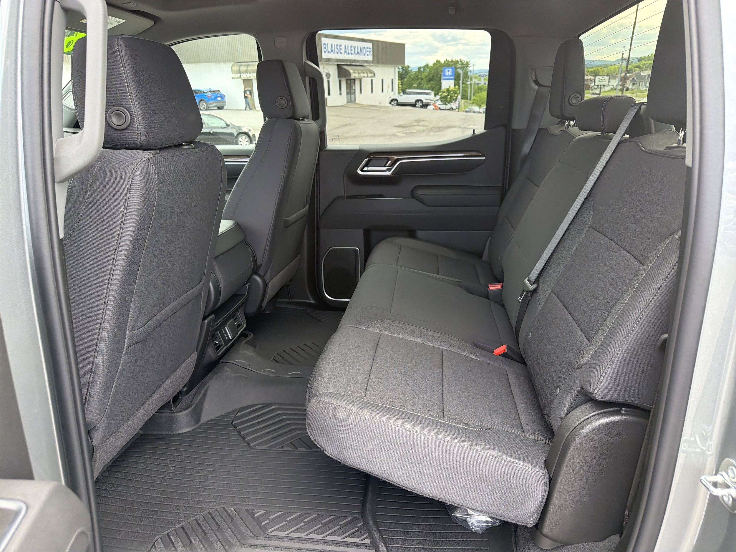 2026 Chevrolet Silverado 1500 RST - Photo 12