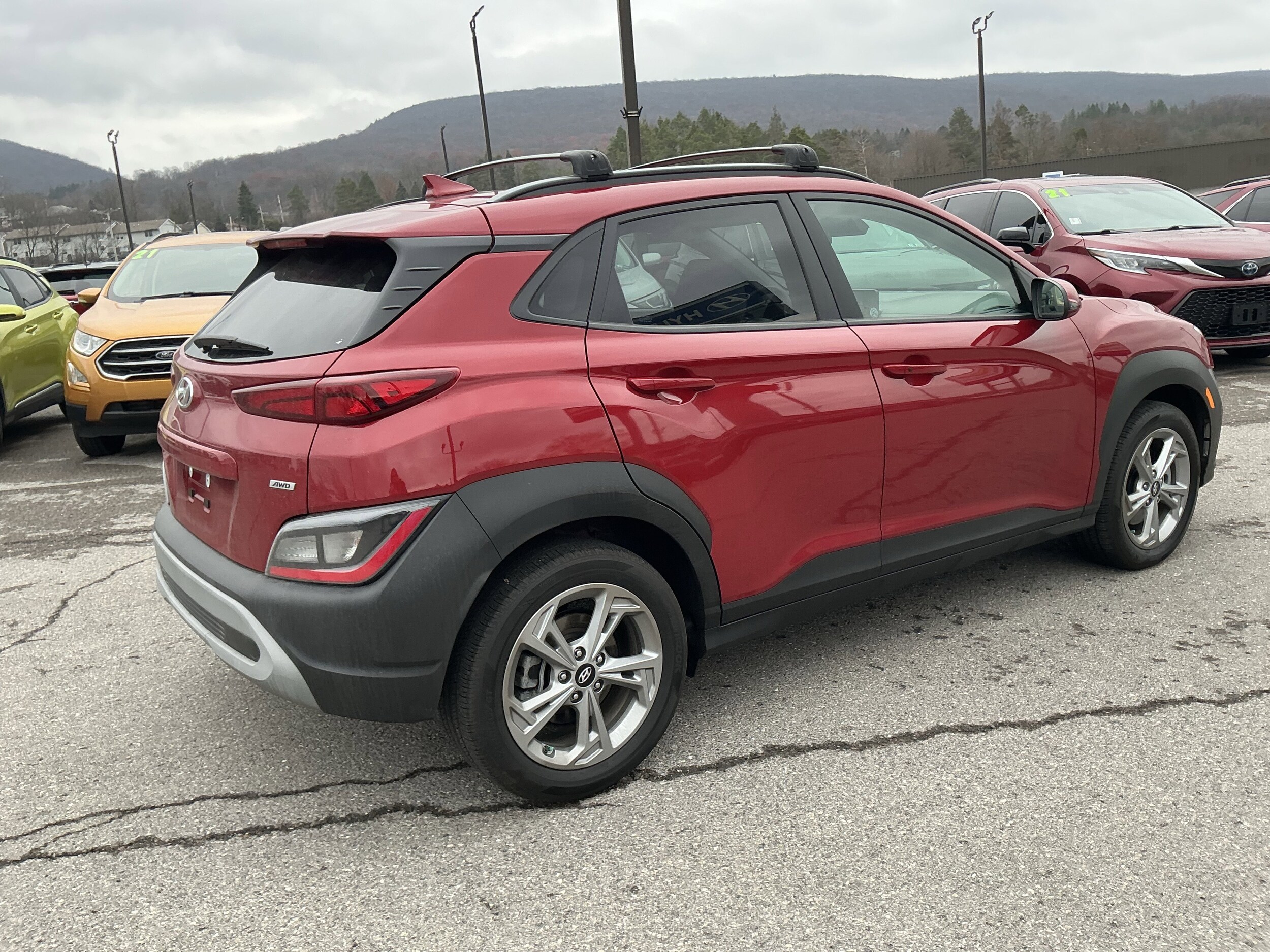 2023 Hyundai Kona SEL photo 3