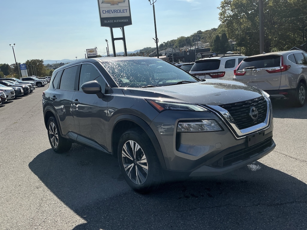 Used 2023 Nissan Rogue SV SUV