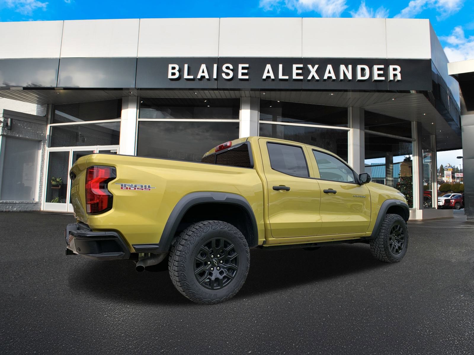 2023 Chevrolet Colorado Trail Boss photo 3