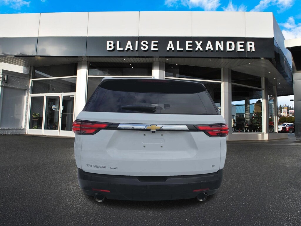 Used 2023 Chevrolet Traverse LT Cloth w/1LT SUV