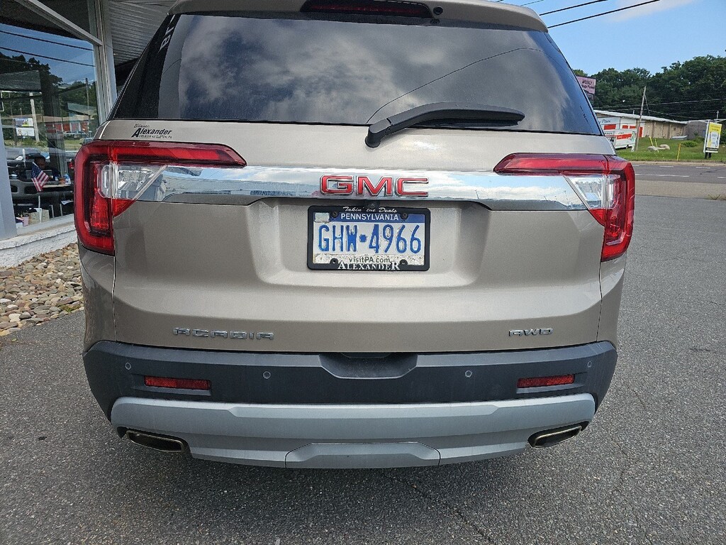 Used 2023 GMC Acadia SLE SUV