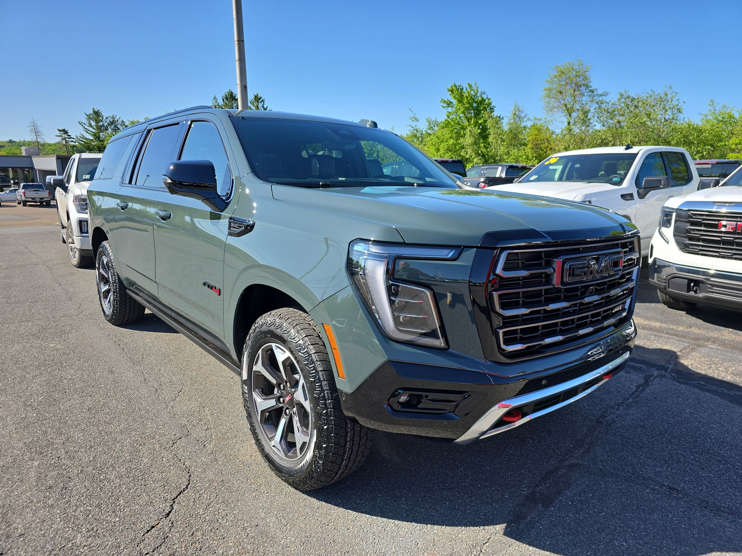 2026 GMC Yukon 4WD AT4 Ultimate AWD's photo