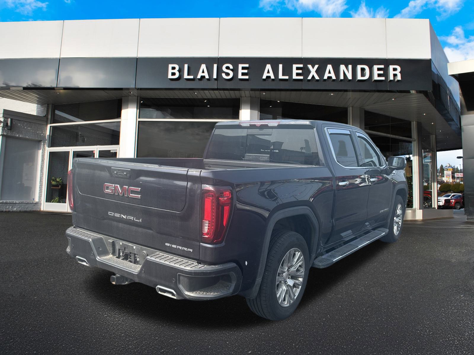 2023 Gmc Sierra 1500 Denali photo 2