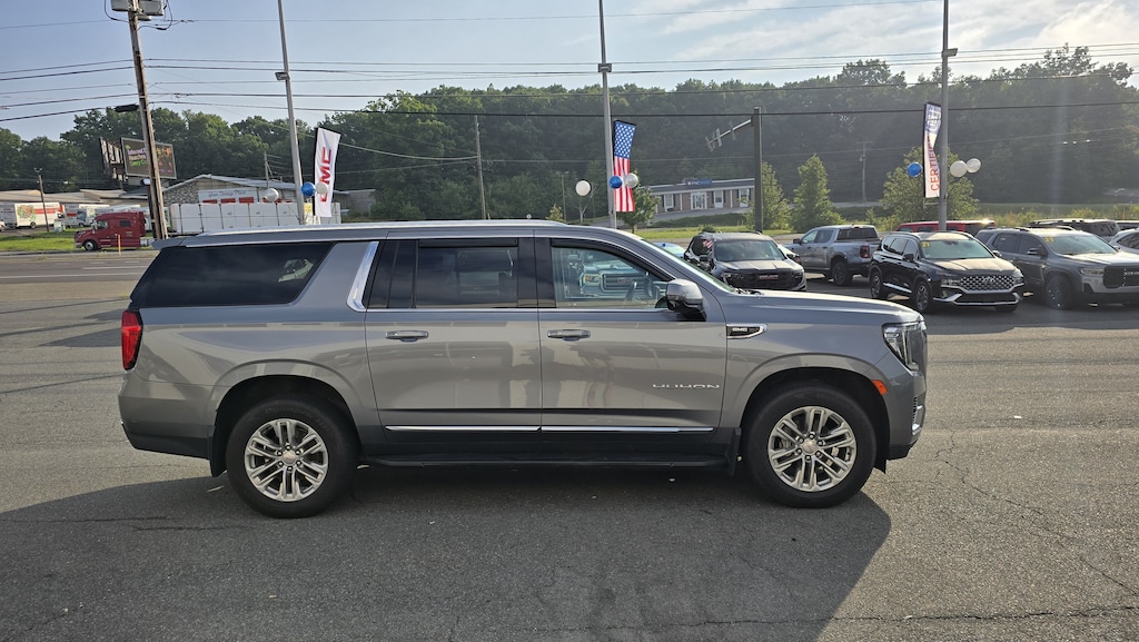 Used 2022 GMC Yukon XL SLT SUV