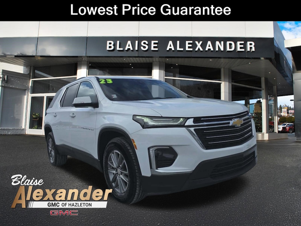 Used 2023 Chevrolet Traverse LT Cloth w/1LT SUV