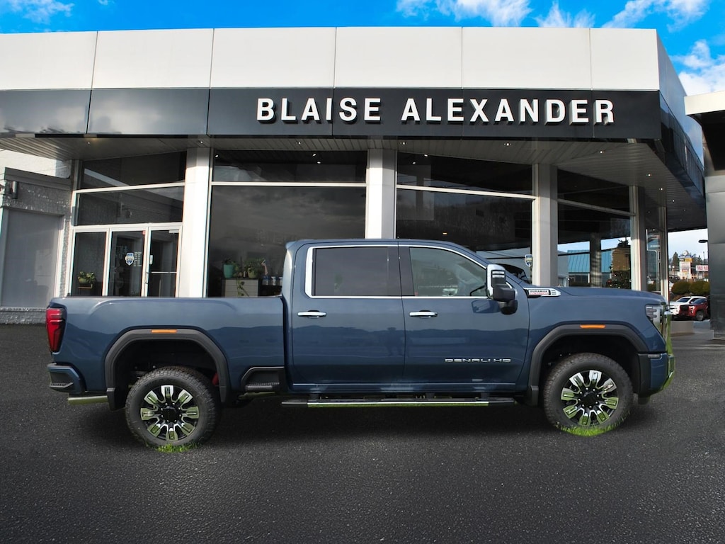 New 2026 GMC Sierra 2500 HD Denali Truck Crew Cab