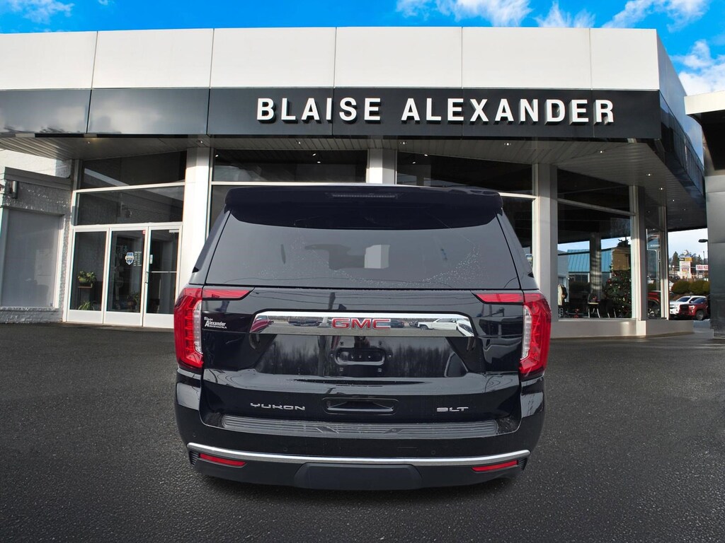 Used 2024 GMC Yukon SLT SUV