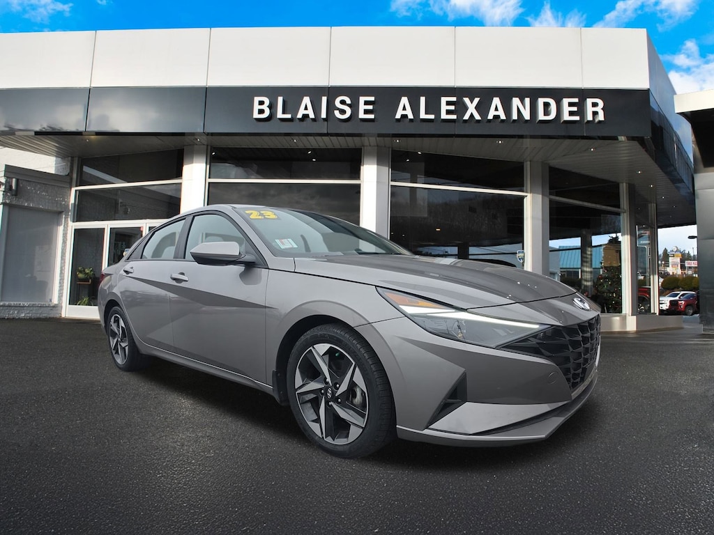 Used 2023 Hyundai Elantra SEL Sedan