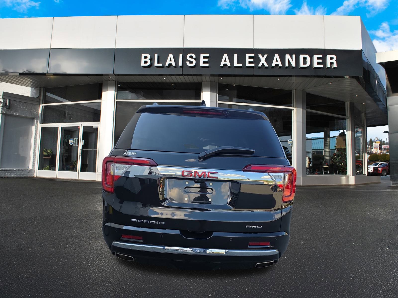 2023 Gmc Acadia Denali photo 3