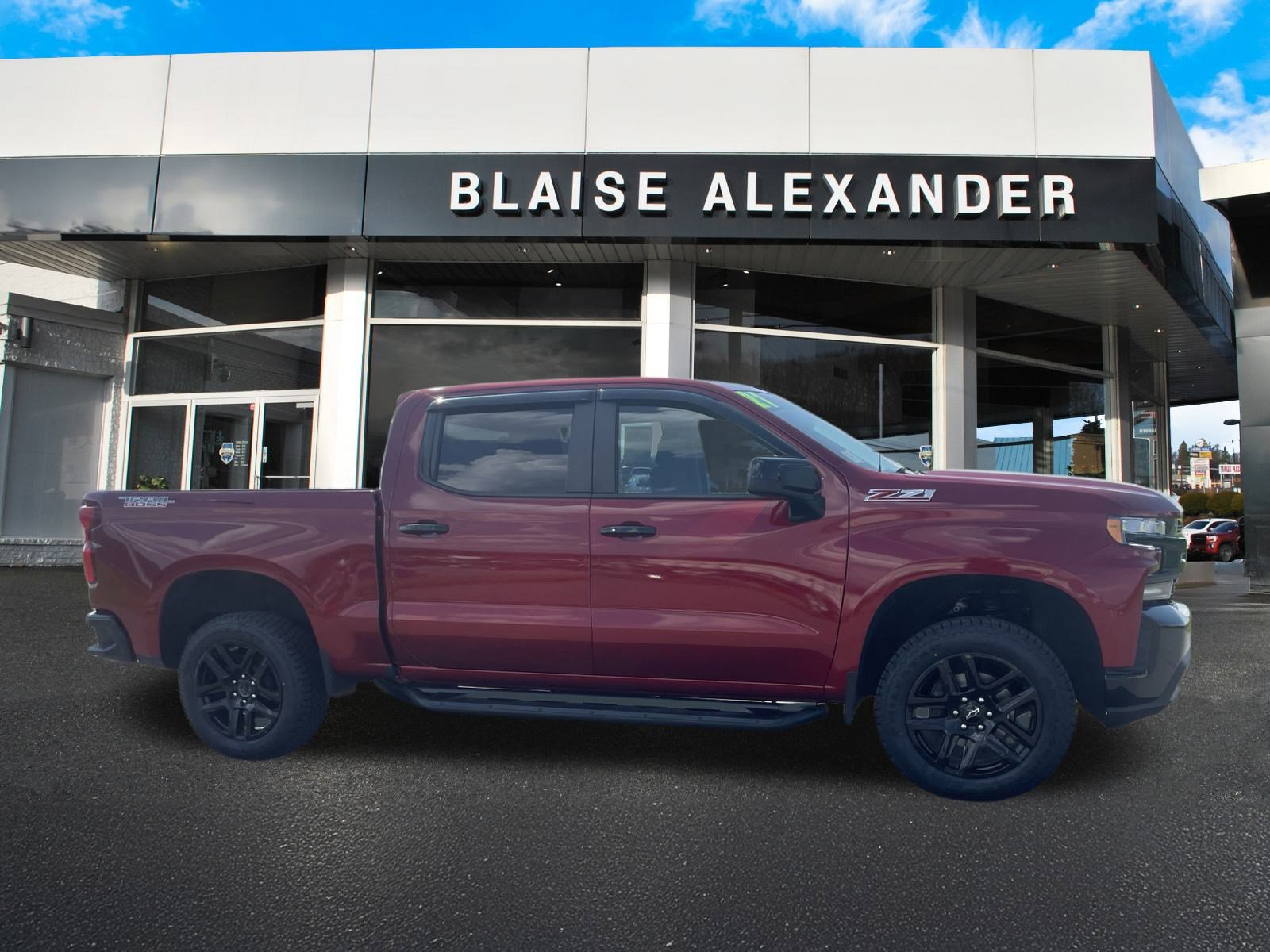 2021 Chevrolet Silverado 1500 LT Trail Boss photo 2