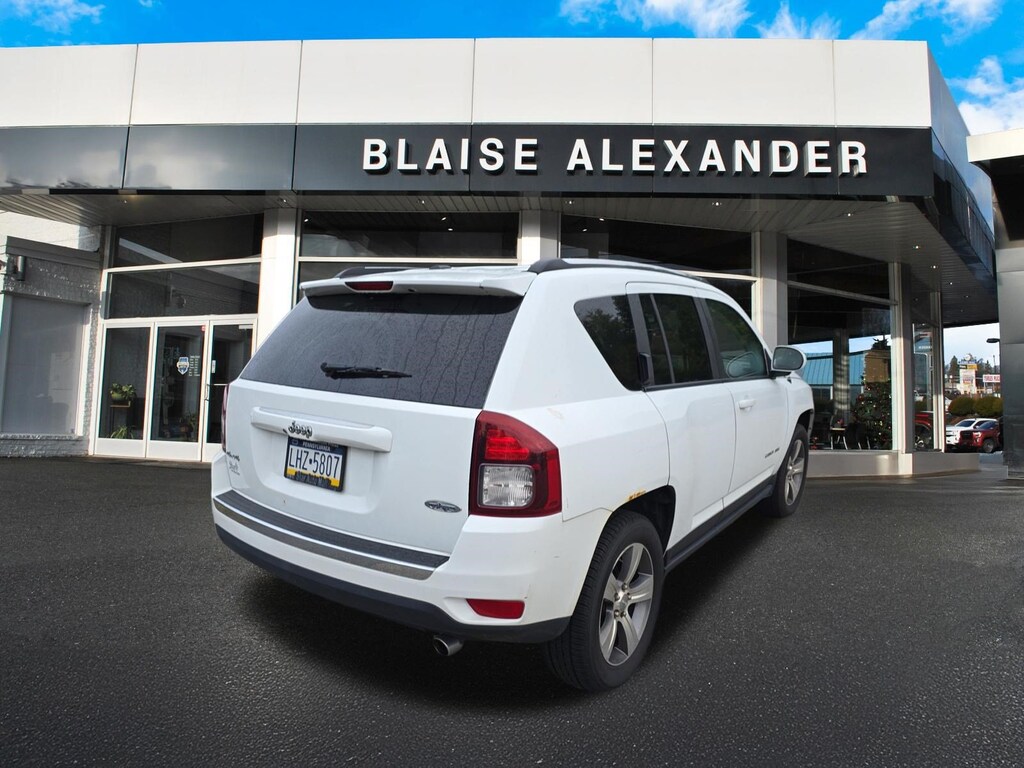 Used 2017 Jeep Compass Latitude 4x4 SUV