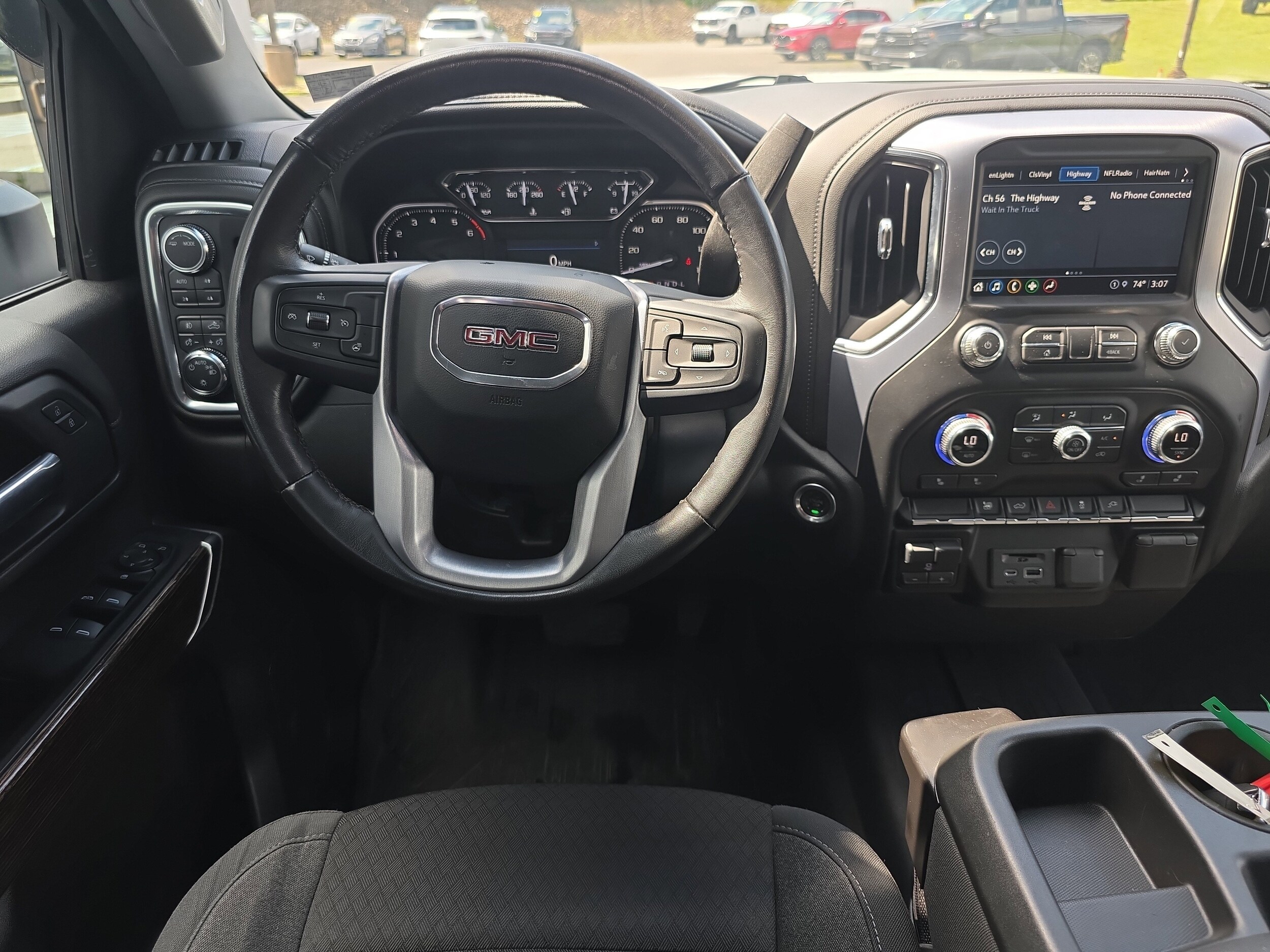 2022 Gmc Sierra 3500 HD SLE photo 3