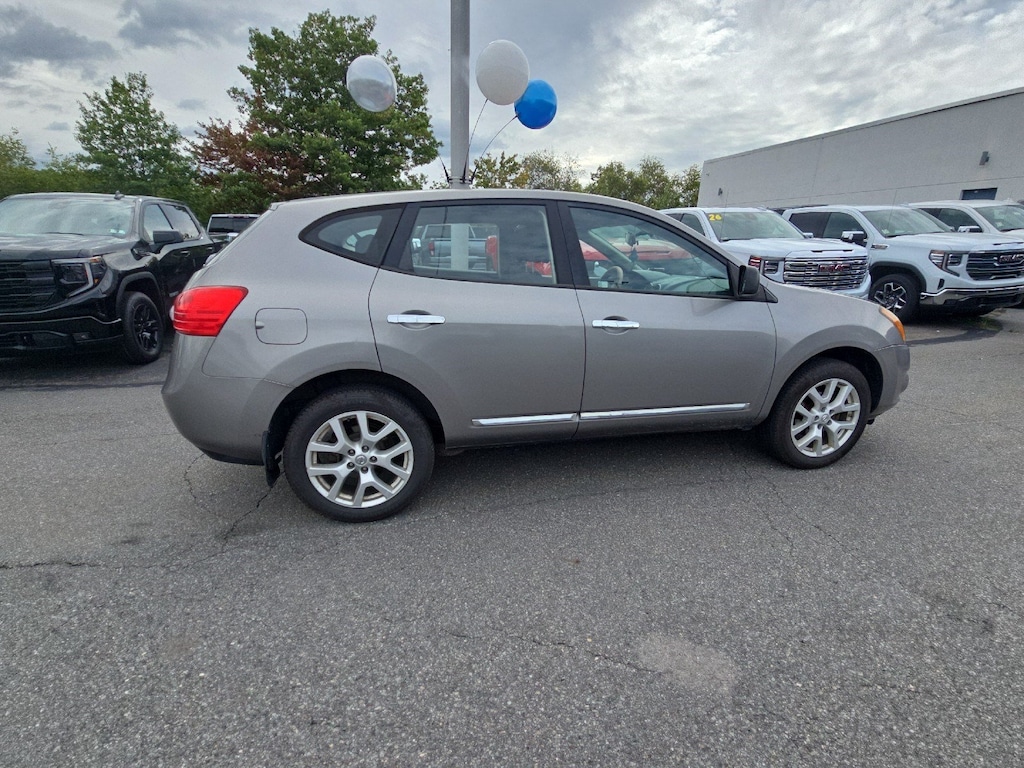 Used 2014 Nissan Rogue Select S SUV