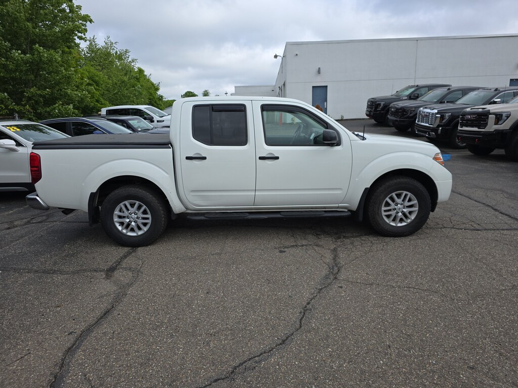 Used 2019 Nissan Frontier SV Truck Crew Cab