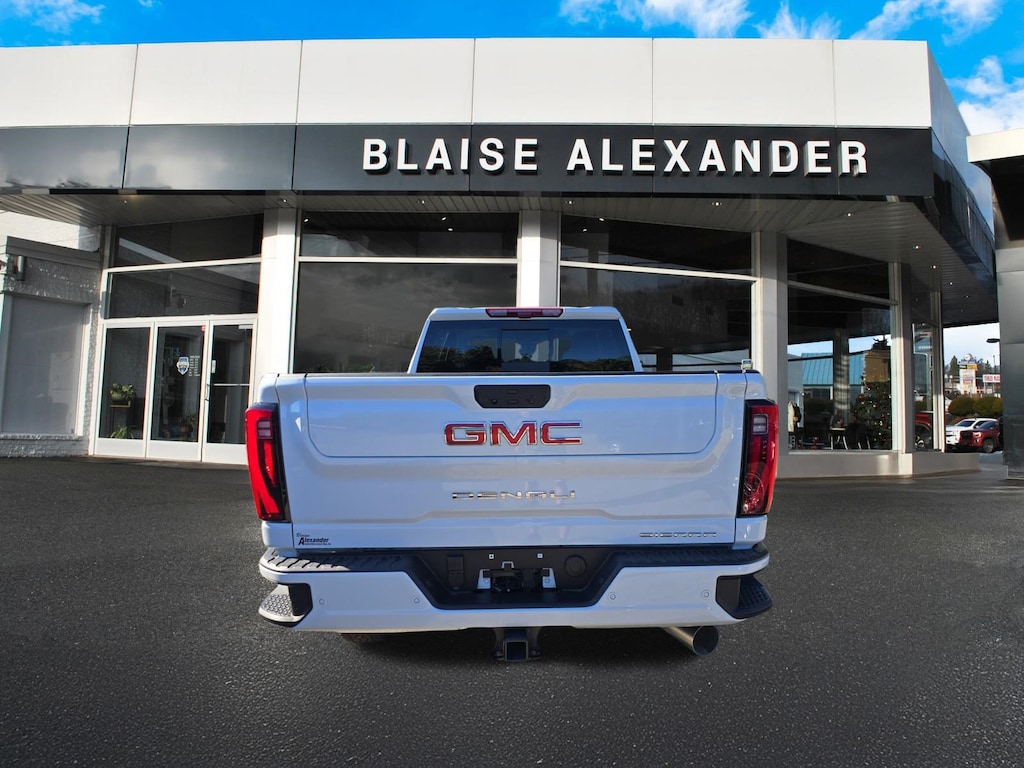 New 2026 GMC Sierra 2500 HD Denali Truck Crew Cab