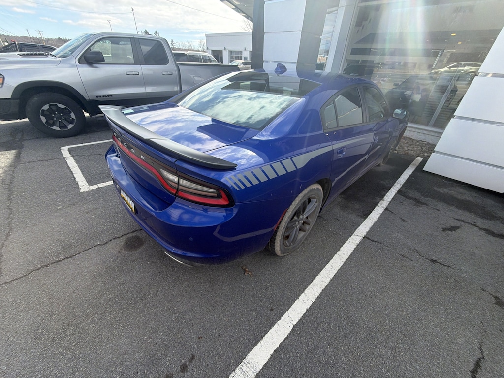 Used 2019 Dodge Charger SXT Sedan