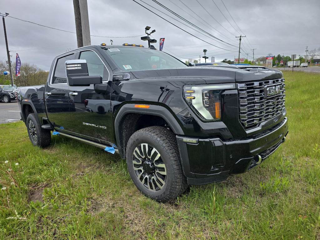 New 2026 GMC Sierra 2500 HD Denali Ultimate Truck Crew Cab