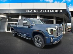 2025 GMC Sierra 2500 HD Denali Truck Crew Cab