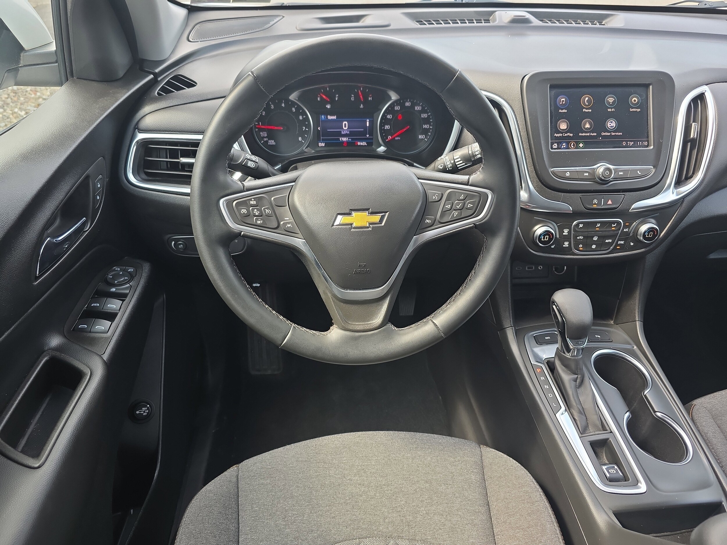 2023 Chevrolet Equinox LT photo 3