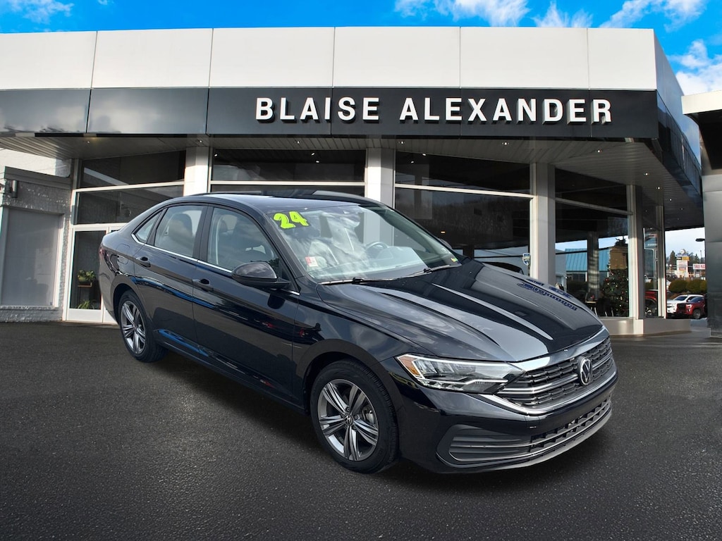 Used 2024 Volkswagen Jetta 1.5T SE Sedan