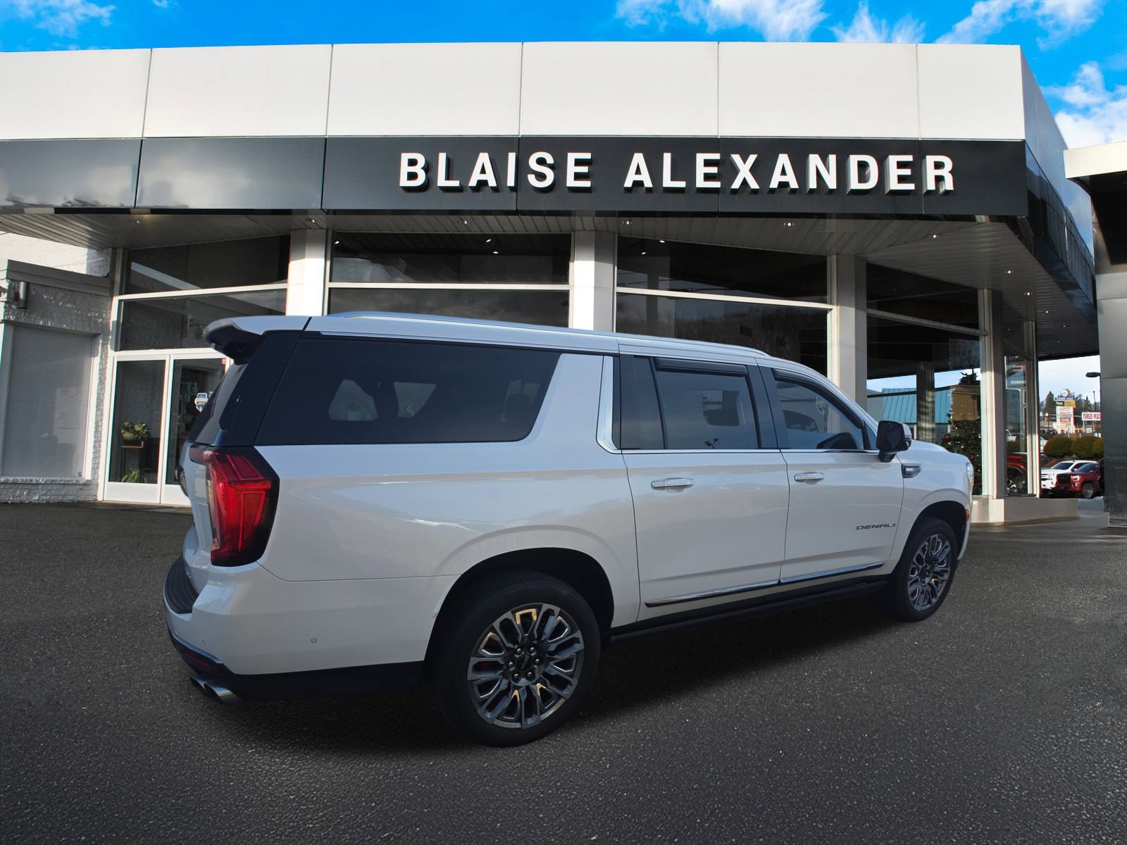 2023 Gmc Yukon XL Denali Ultimate photo 3