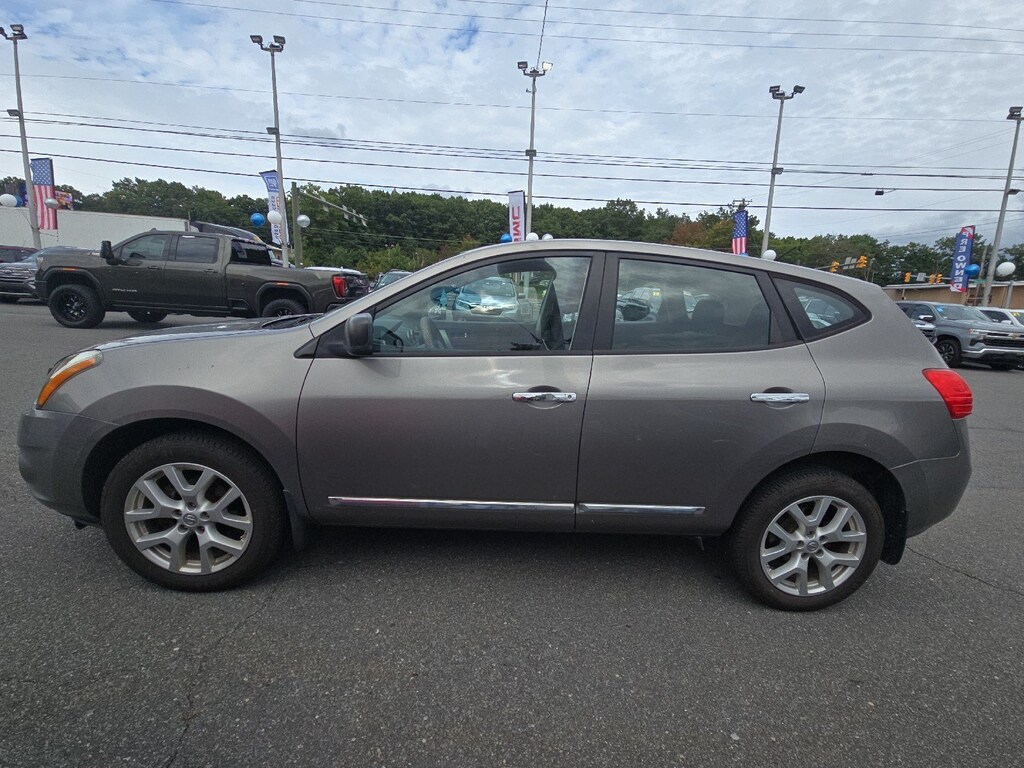 Used 2014 Nissan Rogue Select S SUV