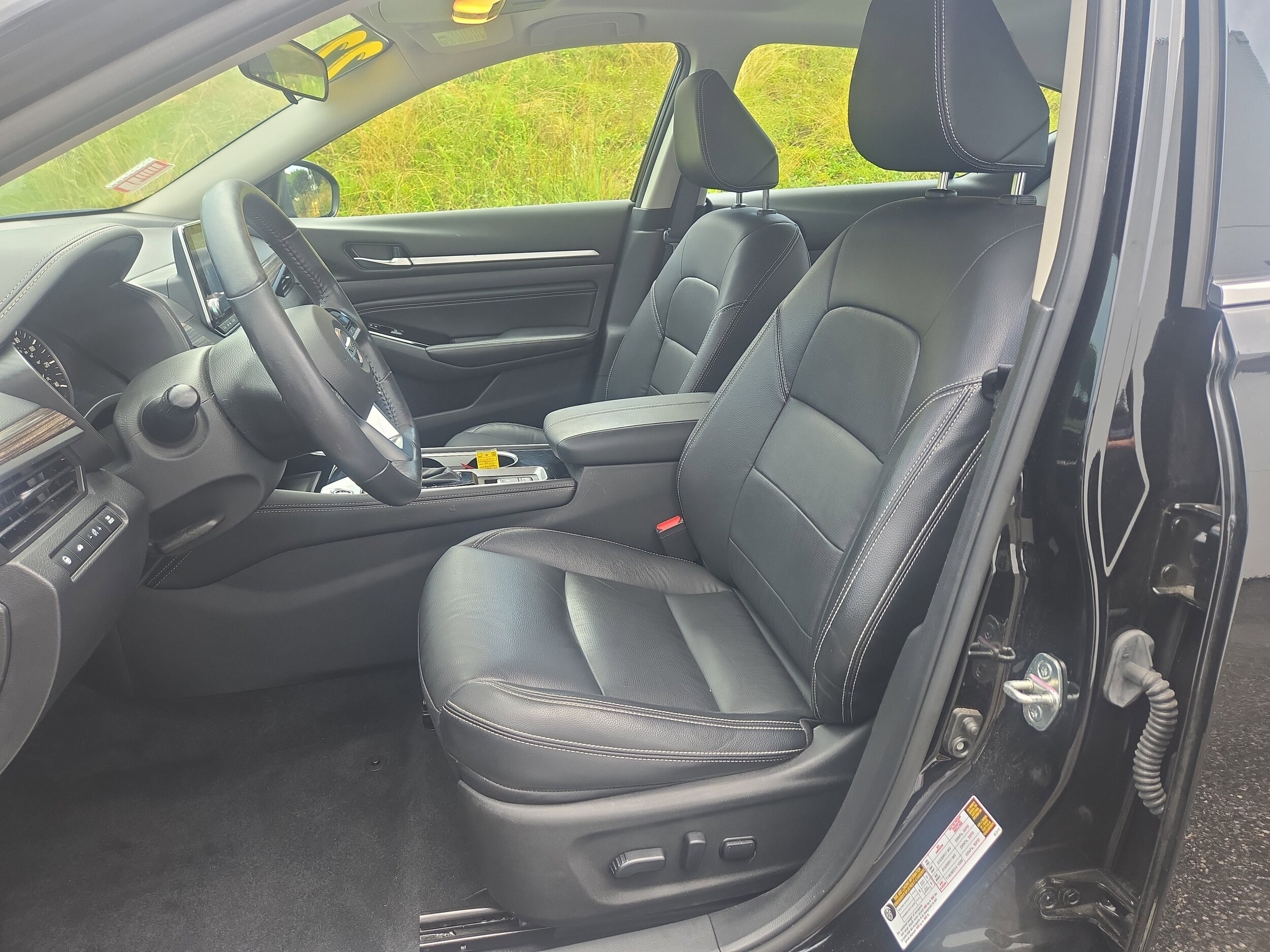 2022 Nissan Altima 2.5 SL photo 2