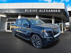 2025 GMC Sierra EV Denali Truck Crew Cab