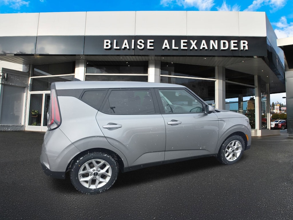 Used 2023 Kia Soul LX Hatchback