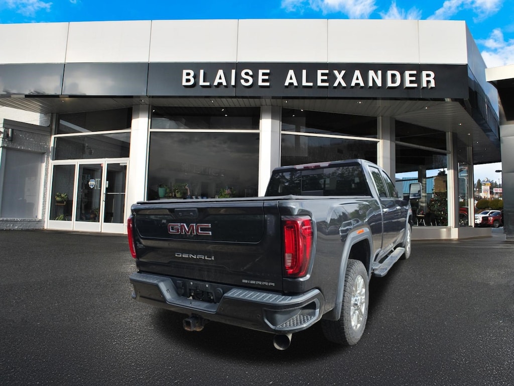 Used 2020 GMC Sierra 2500HD Denali Truck Crew Cab