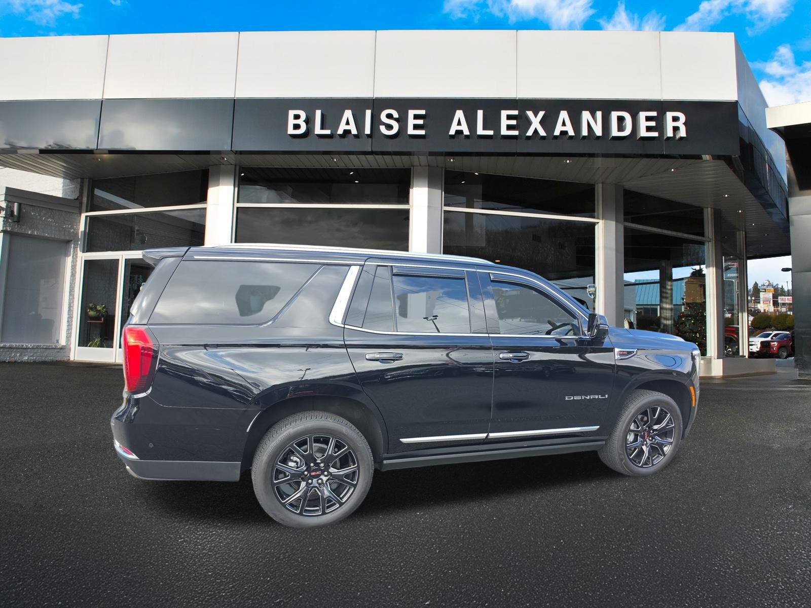 2025 Gmc Yukon Denali photo 3