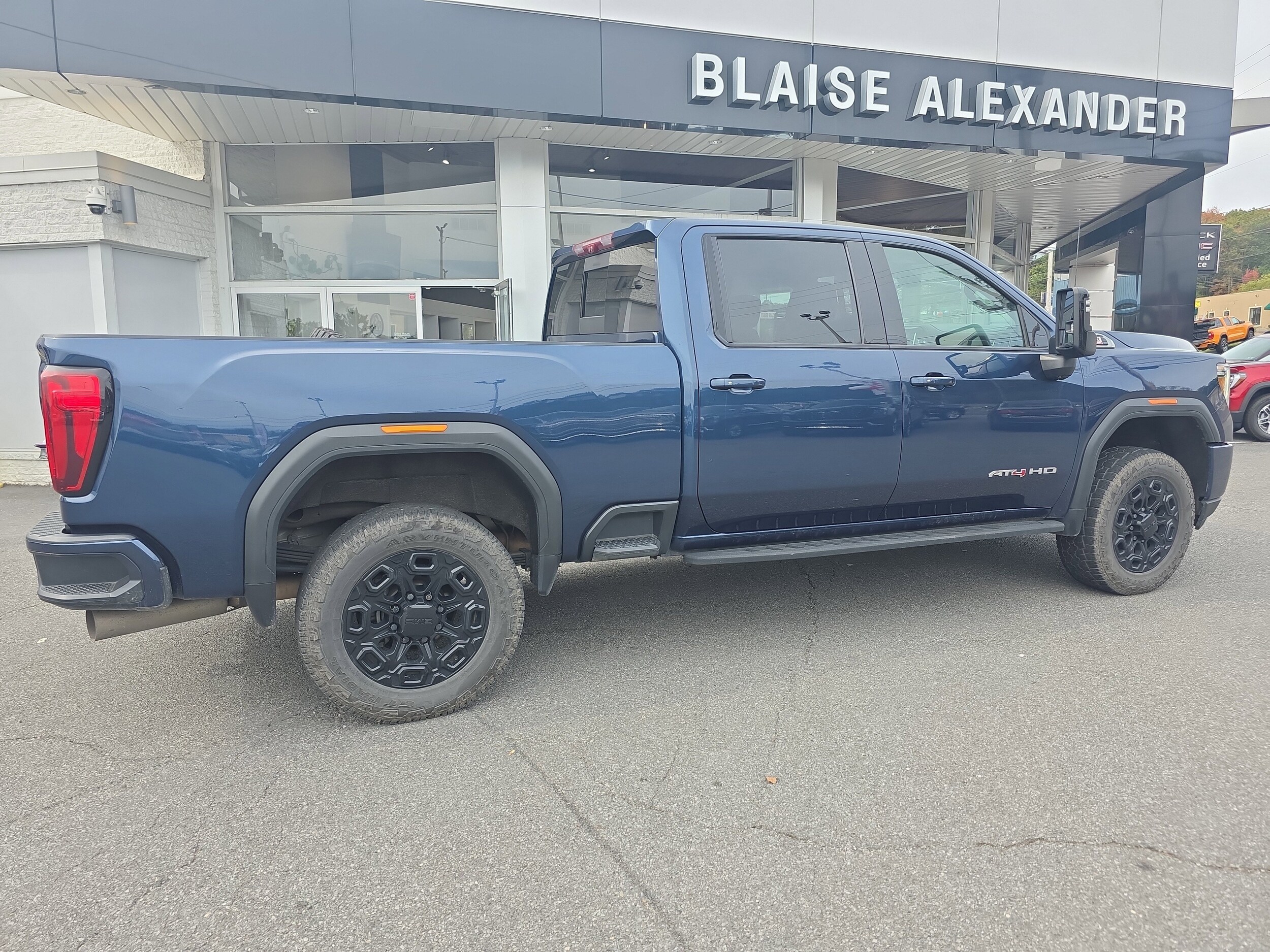 2022 Gmc Sierra 2500 HD AT4 photo 4