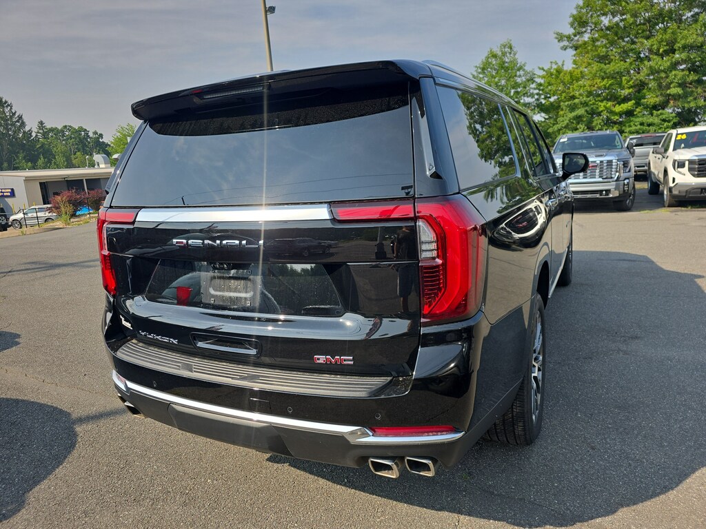 Used 2025 GMC Yukon XL Denali SUV