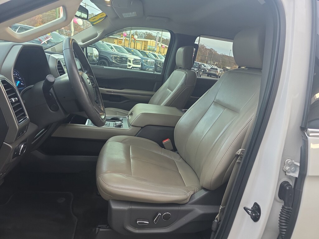 Used 2018 Ford Expedition XLT SUV