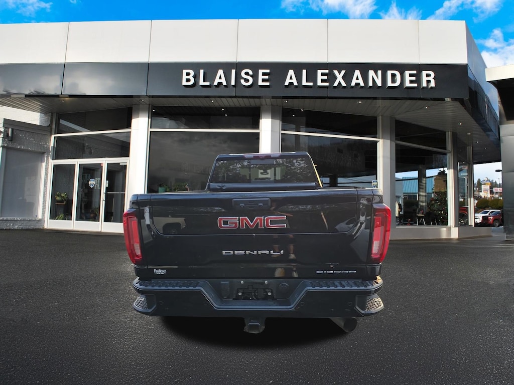 Used 2023 GMC Sierra 2500 HD Denali Truck Crew Cab