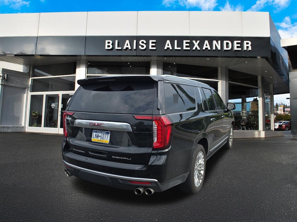 Used 2023 GMC Yukon XL Denali SUV