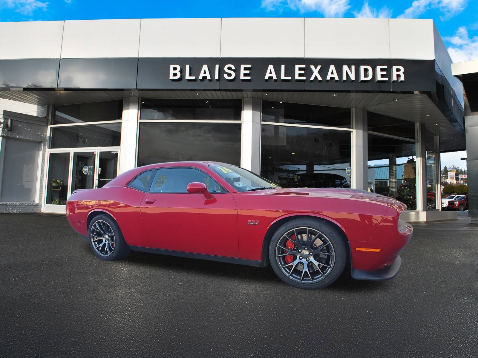 2016 Dodge Challenger SRT8 392 photo 2