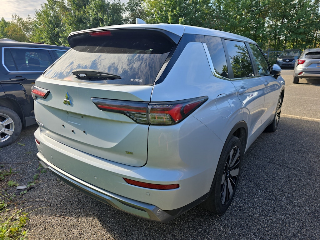 Used 2025 Mitsubishi Outlander SE SUV