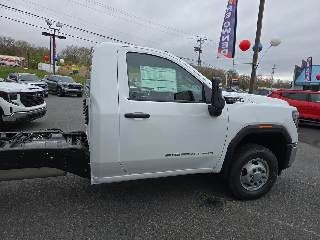 New 2026 GMC Sierra 3500 HD Chassis Cab Pro Truck Regular Cab
