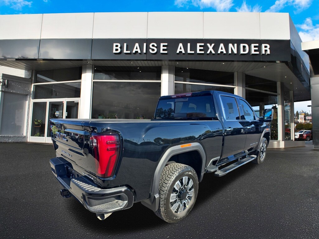 New 2026 GMC Sierra 2500 HD Denali Truck Crew Cab