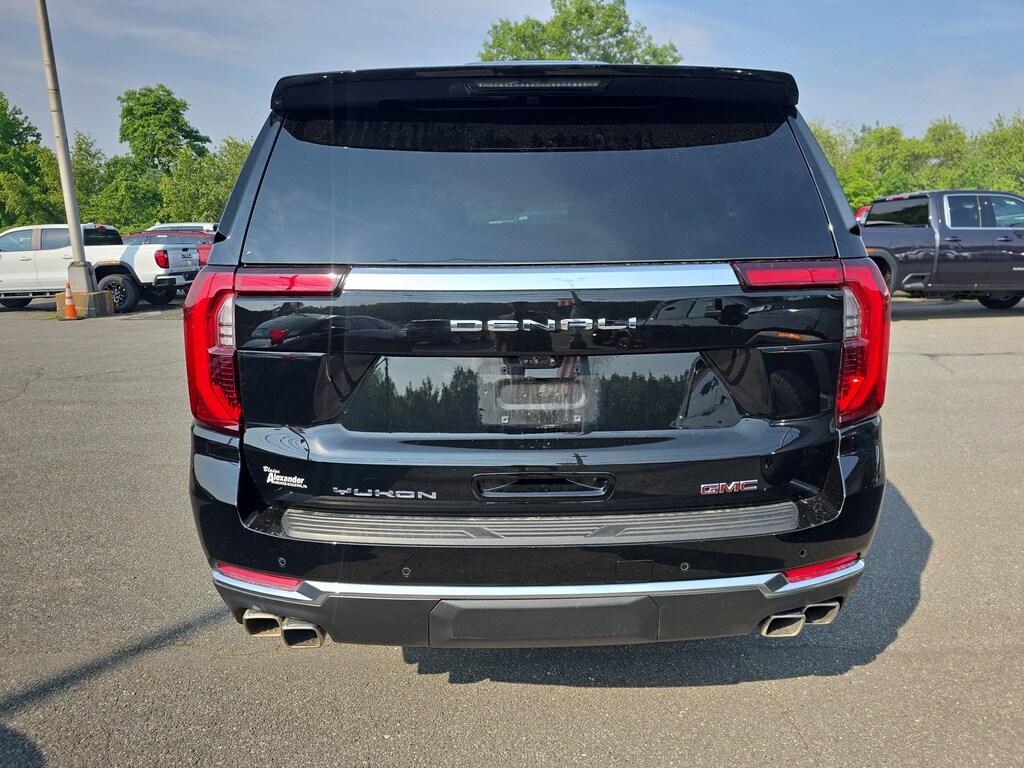 Used 2025 GMC Yukon XL Denali SUV
